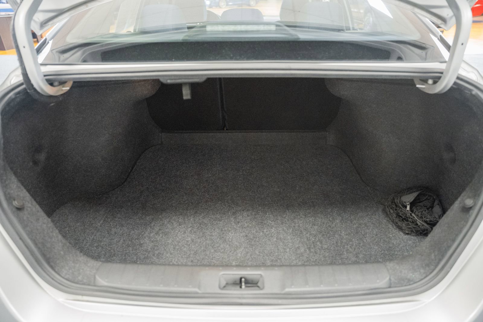 Used 2021 Nissan Sentra SV w/ Trunk Package FWD image 9