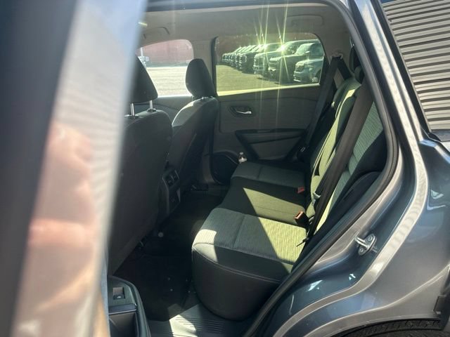 Used 2023 Nissan Rogue SV AWD/4WD image 29