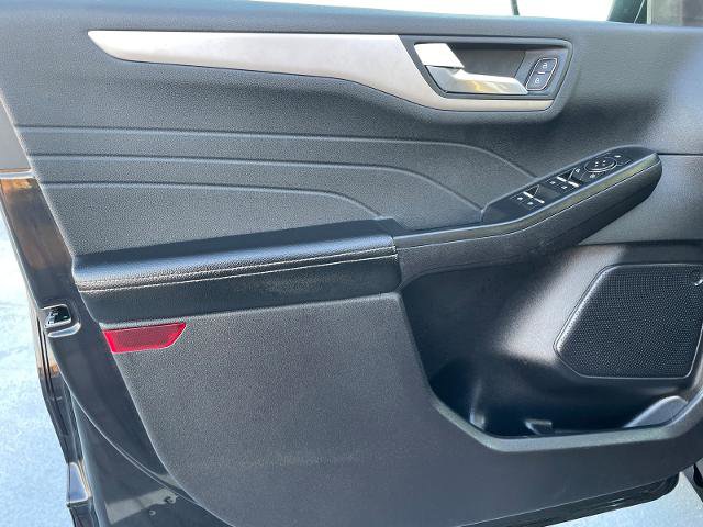 Certified 2022 Ford Escape SEL image 19