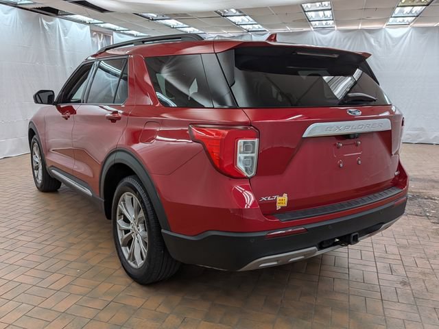 Certified 2020 Ford Explorer XLT w/ Equipment Group 202A AWD/4WD image 5