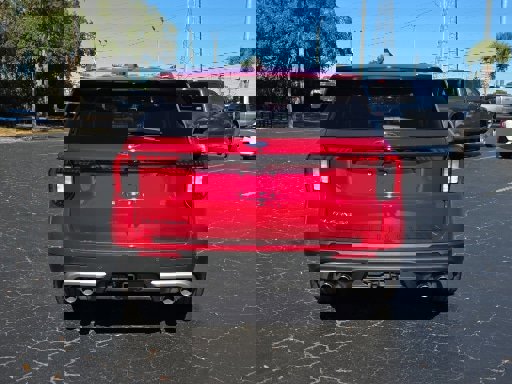 Certified 2025 Ford Explorer Platinum w/ Ultimate Package image 4