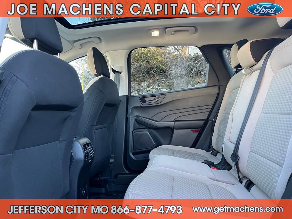 Certified 2022 Ford Escape SE w/ SE Sport Appearance Package image 12