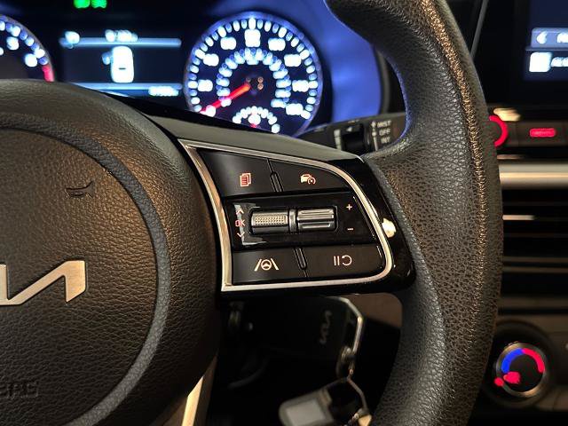 Used 2023 Kia Forte LXS FWD image 21