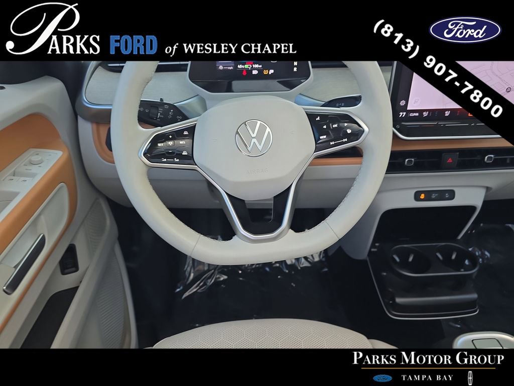 Used 2025 Volkswagen ID. Buzz 1st Edition AWD/4WD image 12