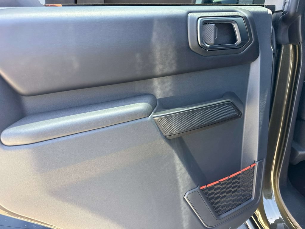 Certified 2025 Ford Bronco Raptor w/ Interior Carbon Fiber Pack AWD/4WD image 12