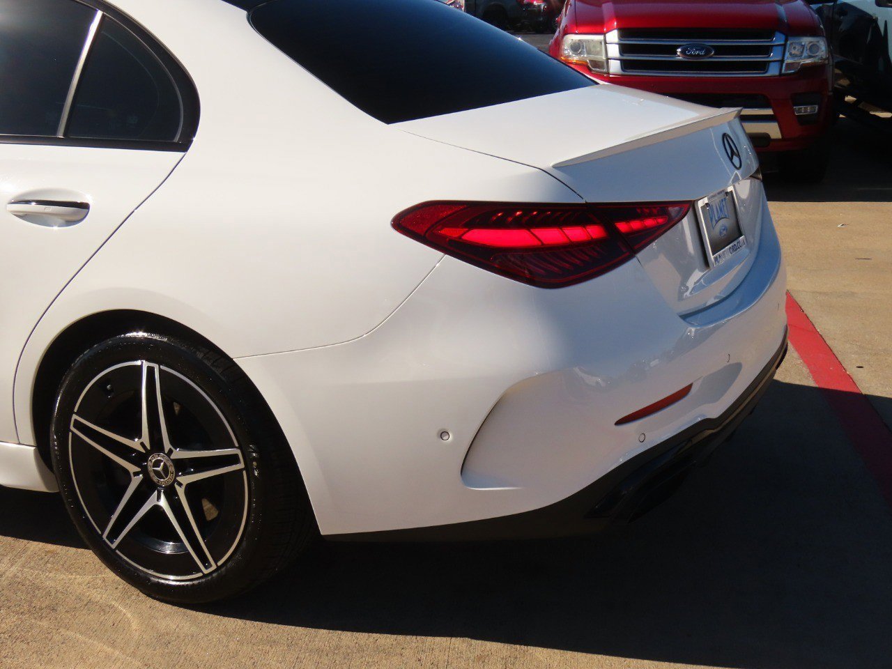 Used 2022 Mercedes-Benz C 300 4MATIC Sedan image 15