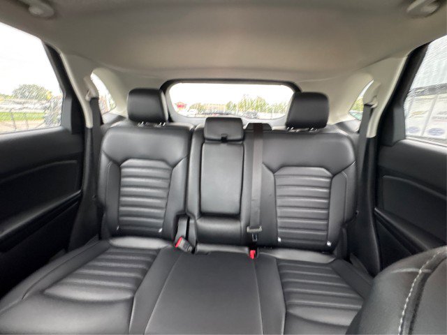 Certified 2024 Ford Edge SEL w/ Convenience Package AWD/4WD image 13