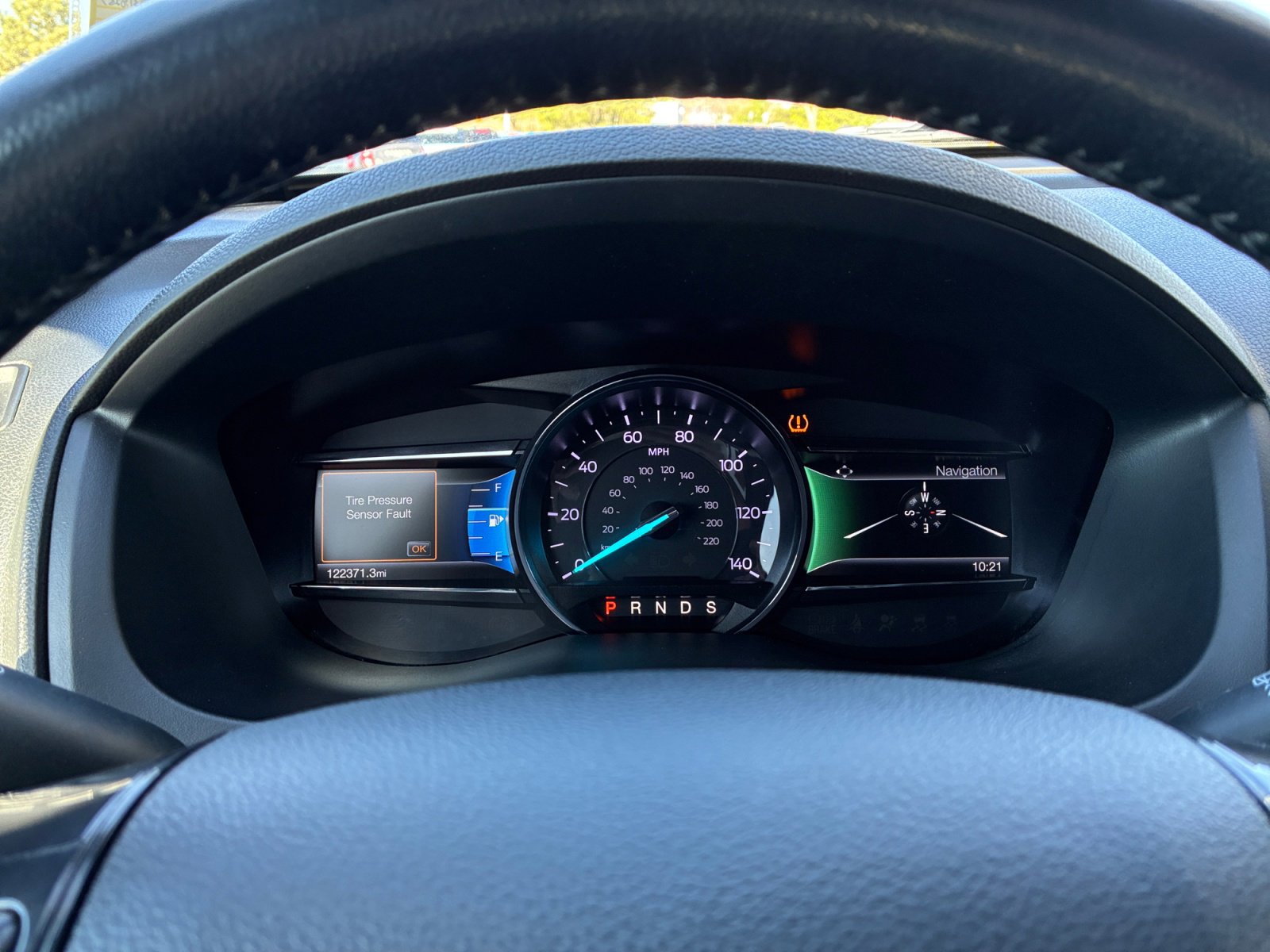 Certified 2019 Ford Explorer XLT w/ Equipment Group 202A AWD/4WD image 11