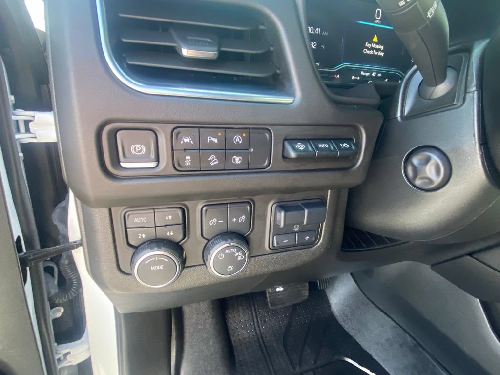 Used 2024 Chevrolet Tahoe High Country w/ Premium Package AWD/4WD image 12