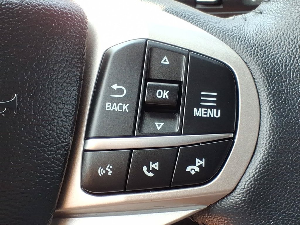 Certified 2023 Ford Explorer XLT w/ Equipment Group 202A AWD/4WD image 25