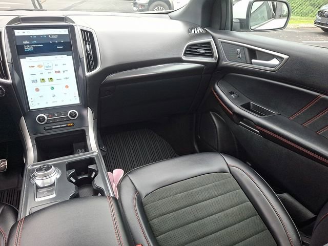 Certified 2022 Ford Edge ST-Line AWD/4WD image 19