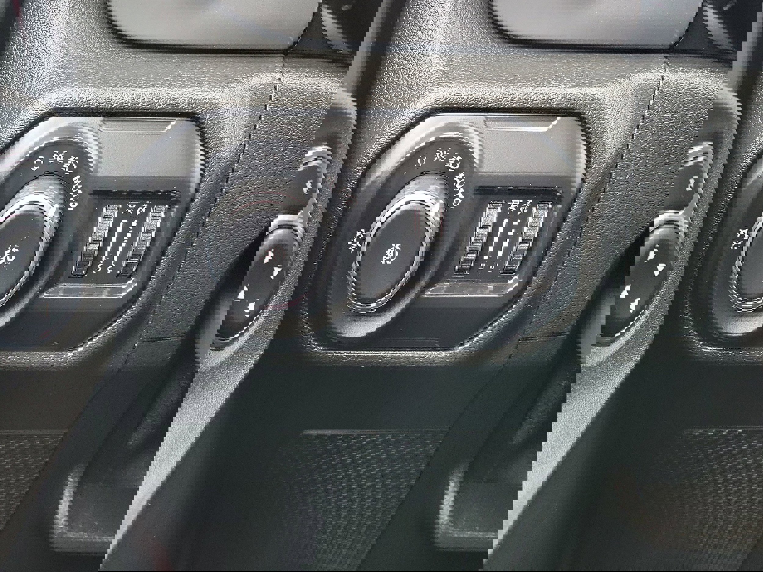 Used 2021 Jeep Wrangler Sport image 12