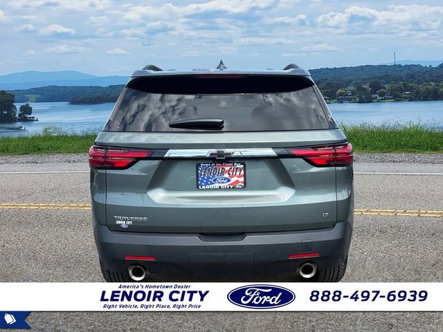 Used 2023 Chevrolet Traverse LT FWD image 4