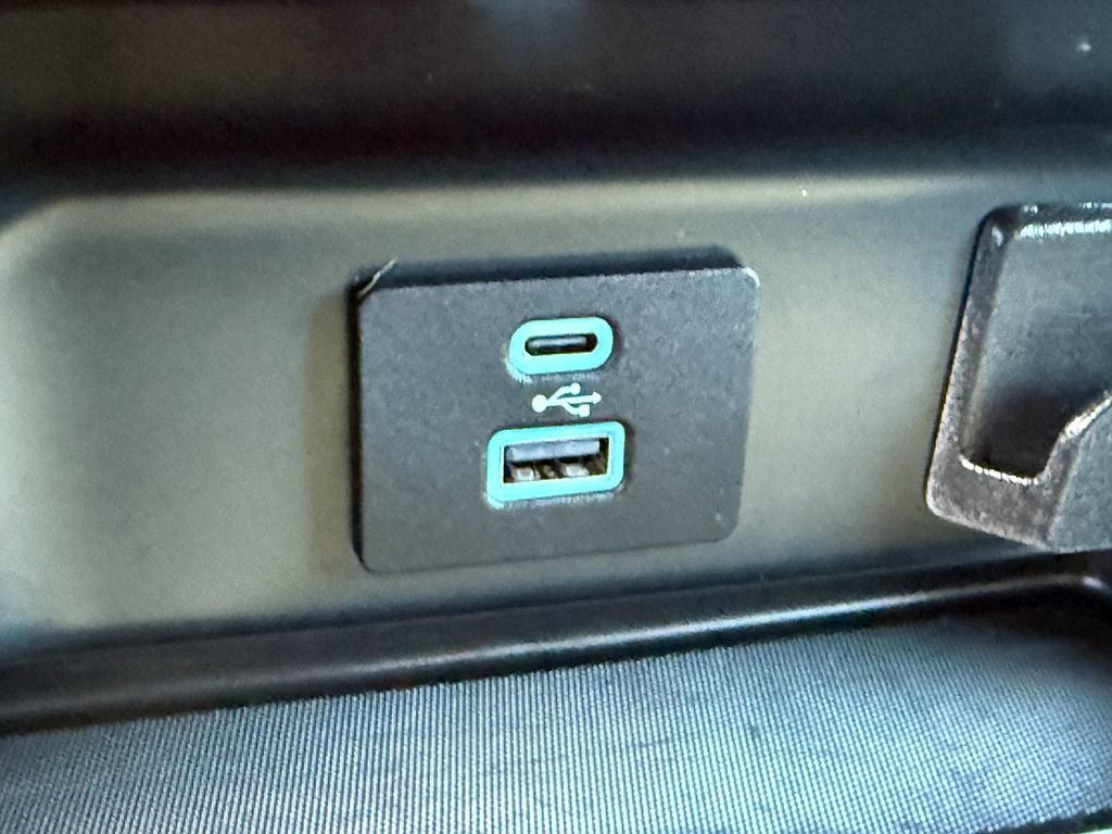 Certified 2022 Ford F150 XLT w/ Equipment Group 302A High image 18