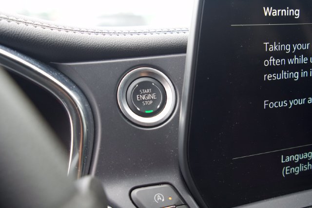 Used 2025 Chevrolet Blazer LT FWD image 25