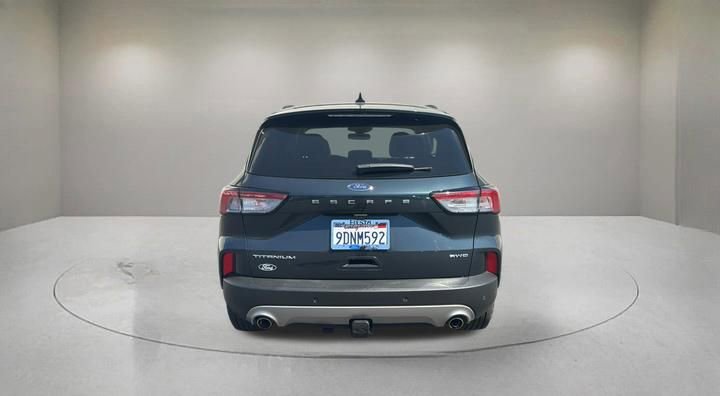 Certified 2022 Ford Escape Titanium w/ Titanium Elite Package AWD/4WD image 3