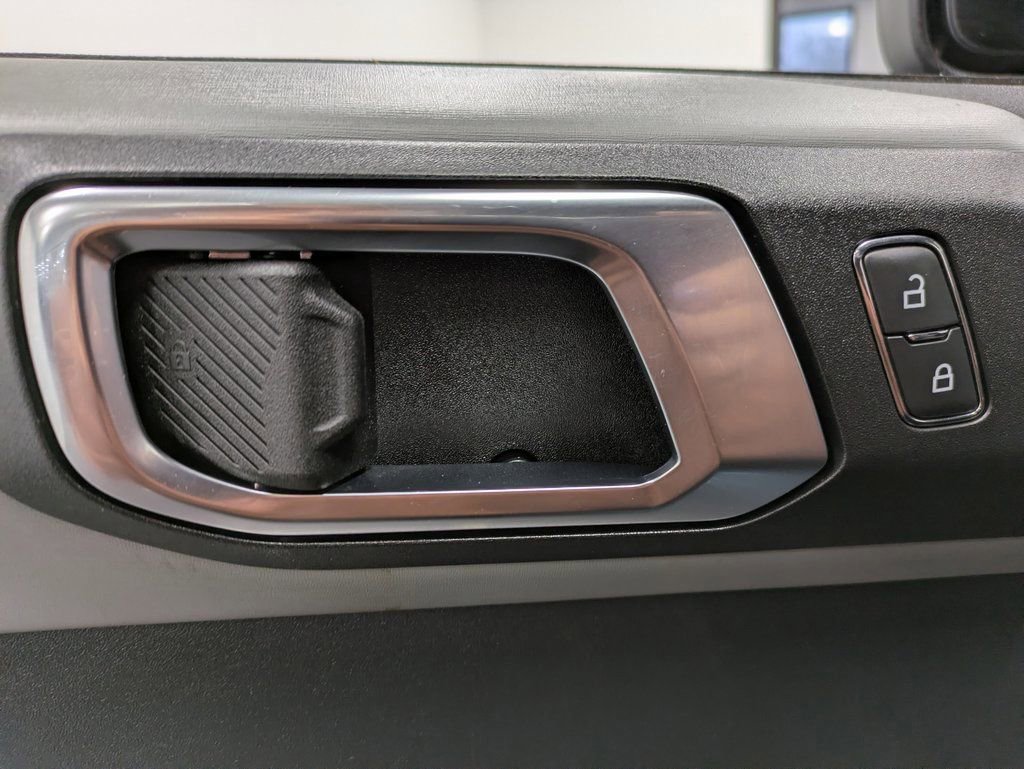 Certified 2021 Ford Bronco Badlands AWD/4WD image 11