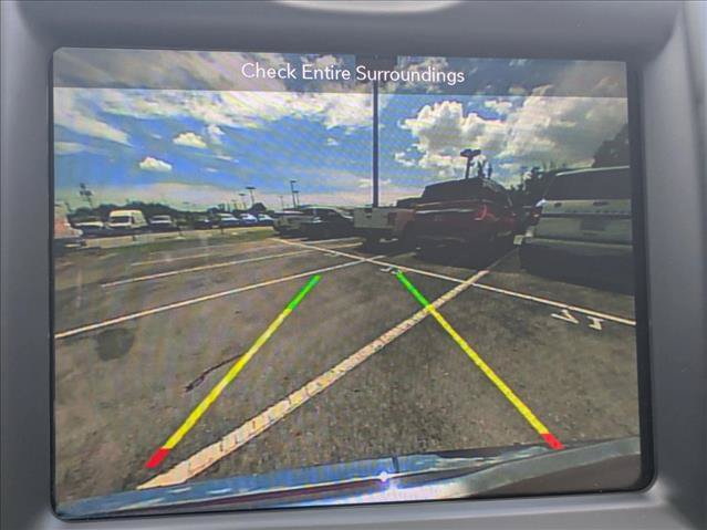 Used 2018 Chrysler 300 Touring L RWD image 14