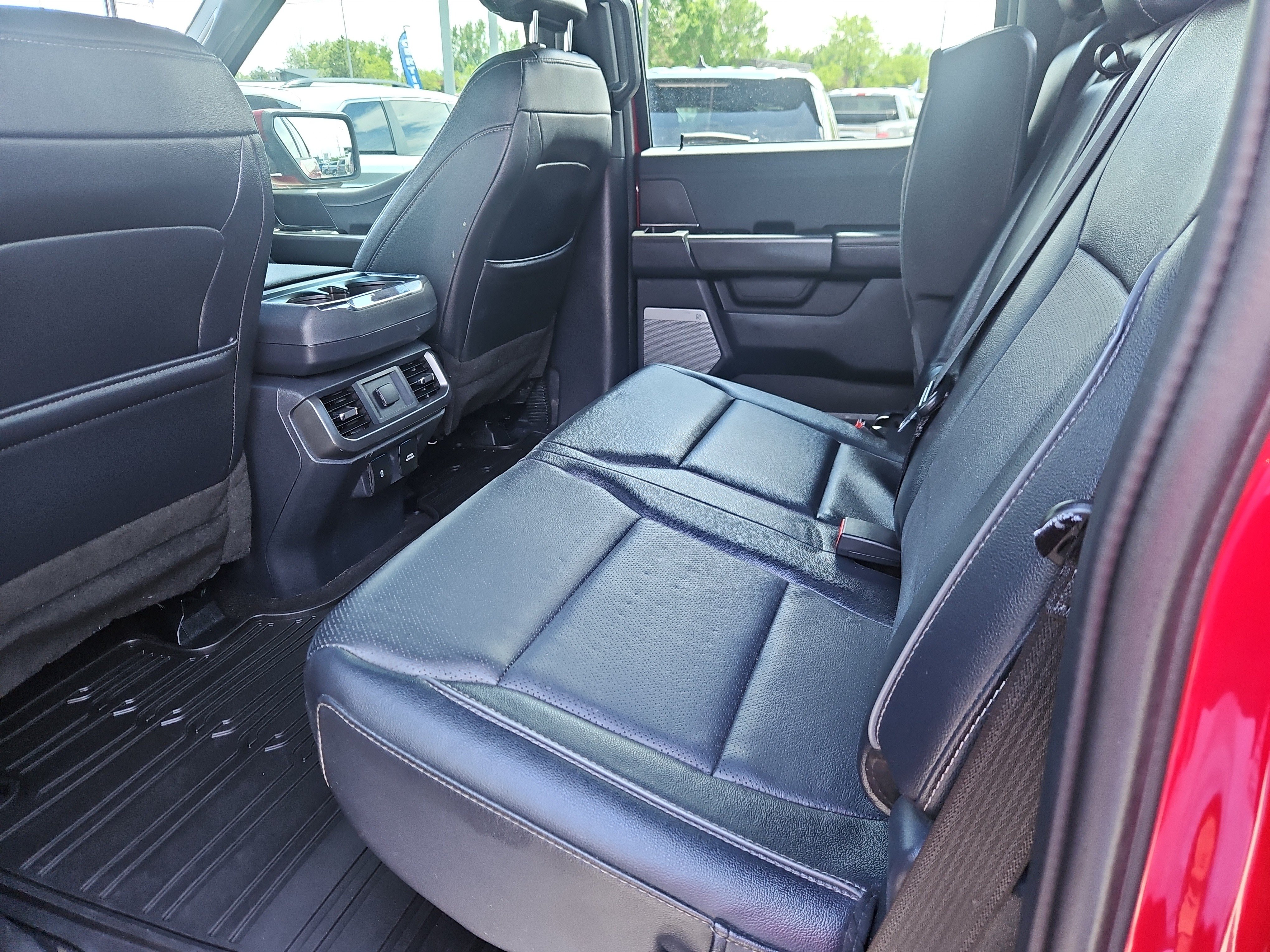 Certified 2024 Ford F150 Lariat AWD/4WD image 9