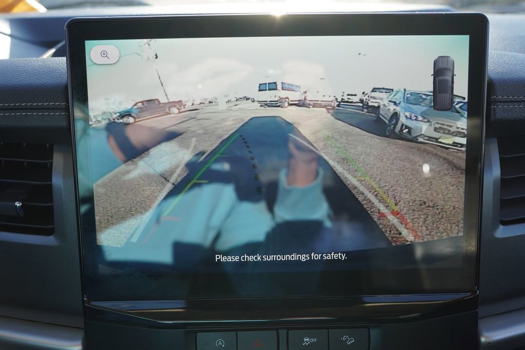 Certified 2024 Ford Expedition XLT image 39