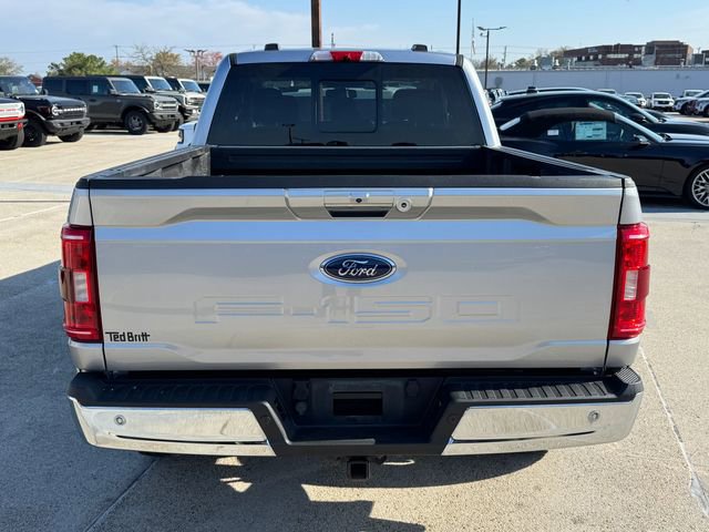 Certified 2021 Ford F150 XLT w/ Equipment Group 302A High image 4