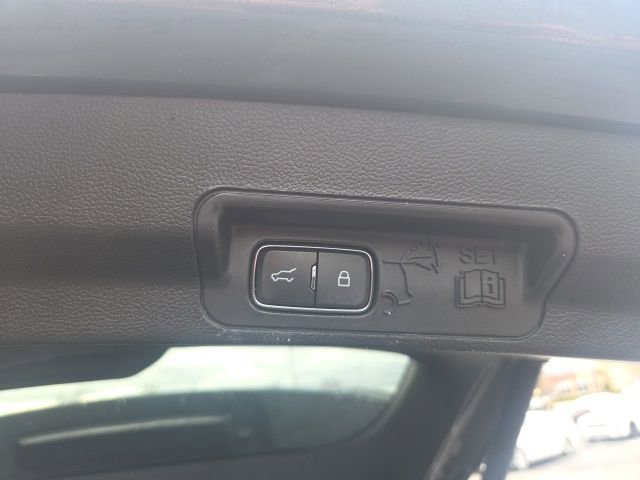 Certified 2020 Ford Explorer XLT image 12