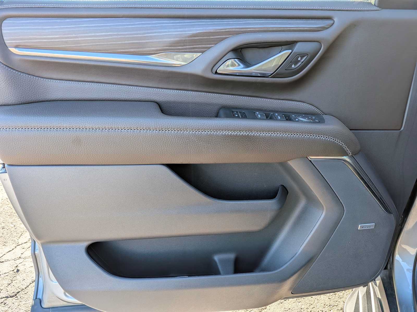 Used 2023 GMC Yukon Denali AWD/4WD image 15