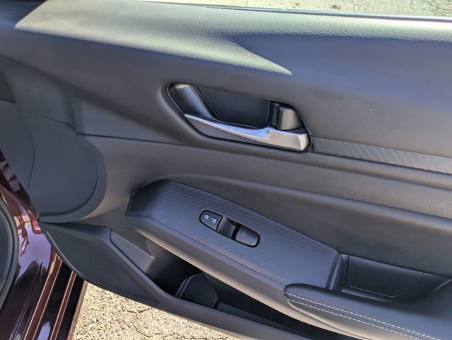 Used 2024 Nissan Altima 2.5 SV image 29