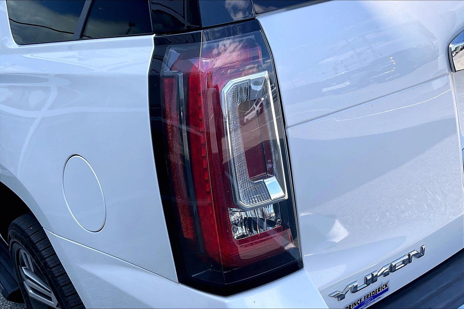 Used 2019 GMC Yukon Denali w/ Denali Ultimate Package AWD/4WD image 29