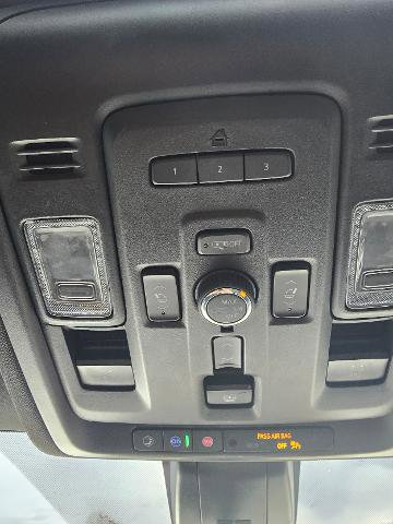 Used 2022 Chevrolet Suburban Premier w/ Max Trailering Package image 17