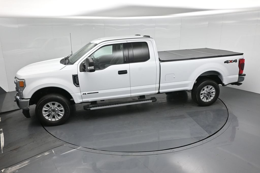 Certified 2022 Ford F350 XLT w/ XLT Value Package AWD/4WD image 40
