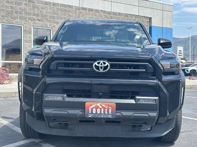 Used 2025 Toyota 4Runner SR5 AWD/4WD image 7