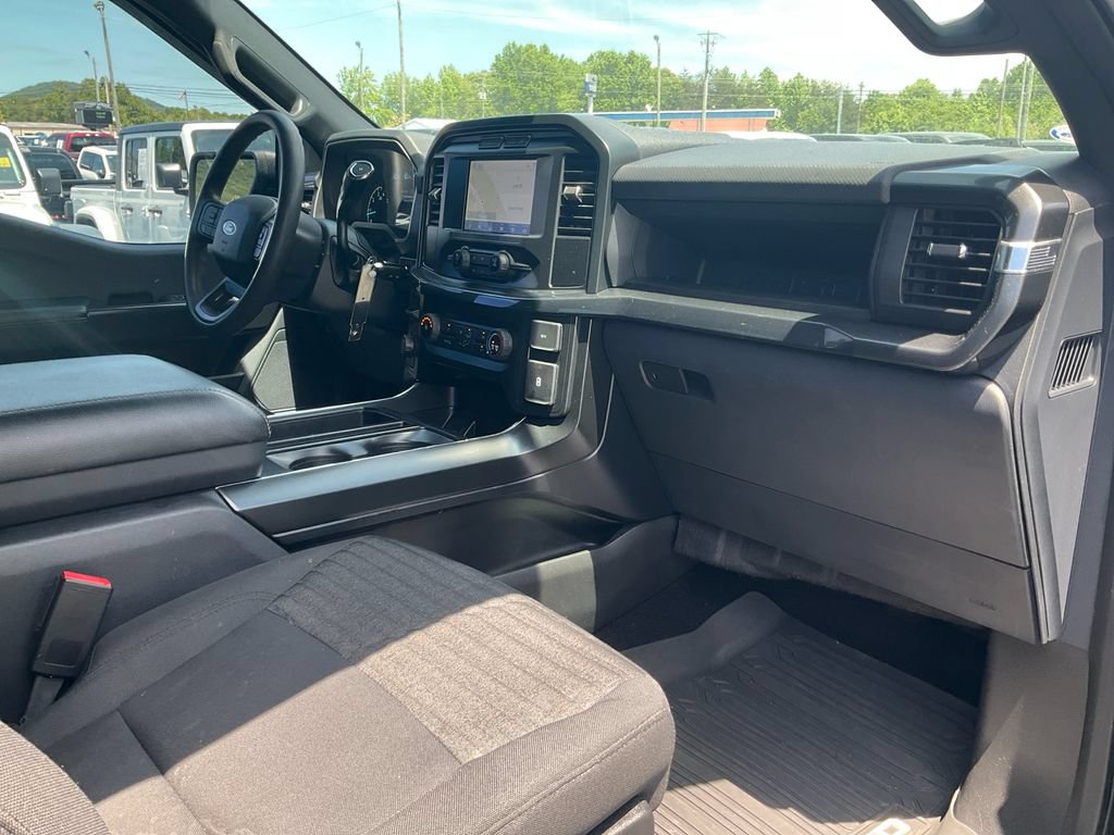 Certified 2022 Ford F150 XL w/ STX Appearance Package AWD/4WD image 11