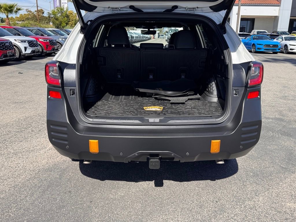 Used 2023 Subaru Outback Wilderness image 13