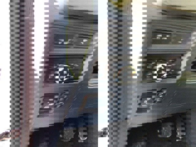 Certified 2024 Ford F150 XLT w/ Equipment Group 303A High image 23