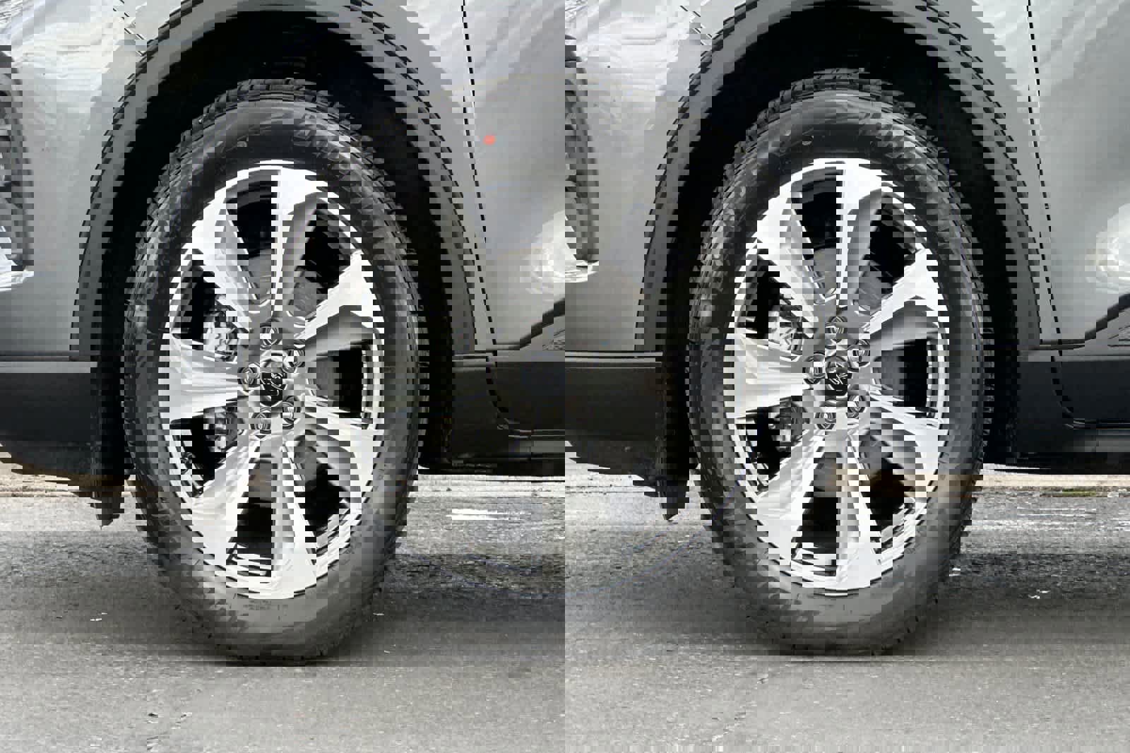 Certified 2025 Ford Escape Platinum image 27