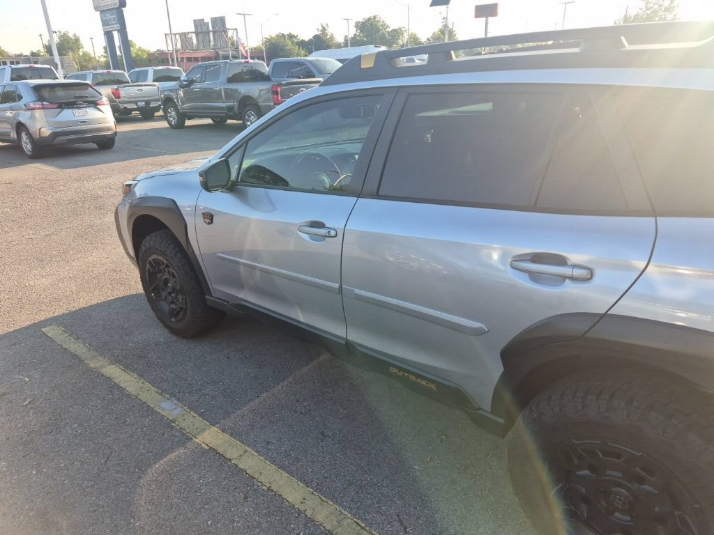 Used 2025 Subaru Outback Wilderness AWD/4WD image 10