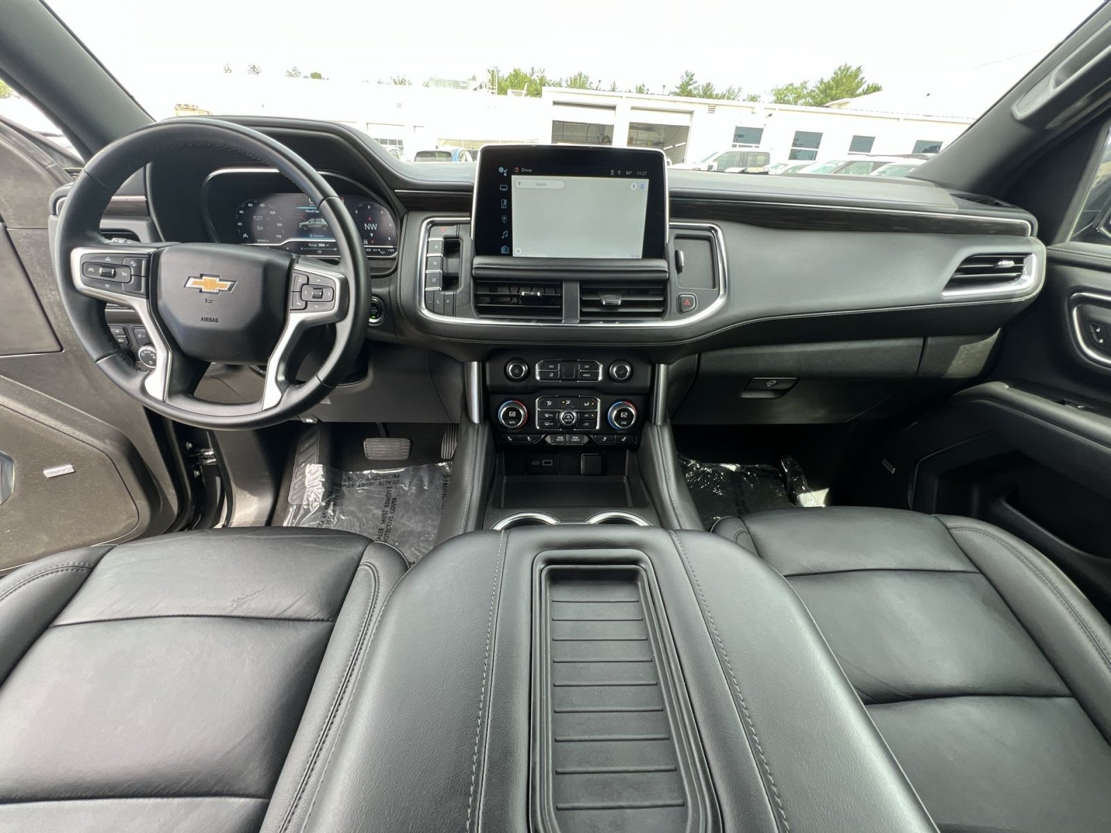 Used 2024 Chevrolet Tahoe LT AWD/4WD image 39