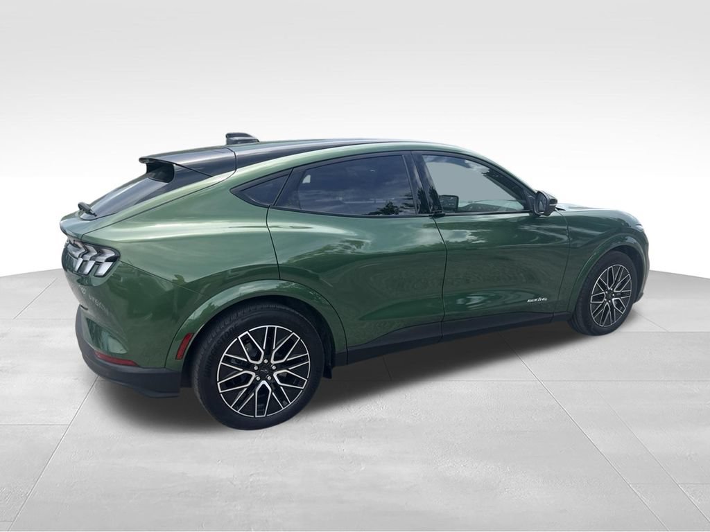 Certified 2025 Ford Mustang Mach-E Premium AWD/4WD image 5