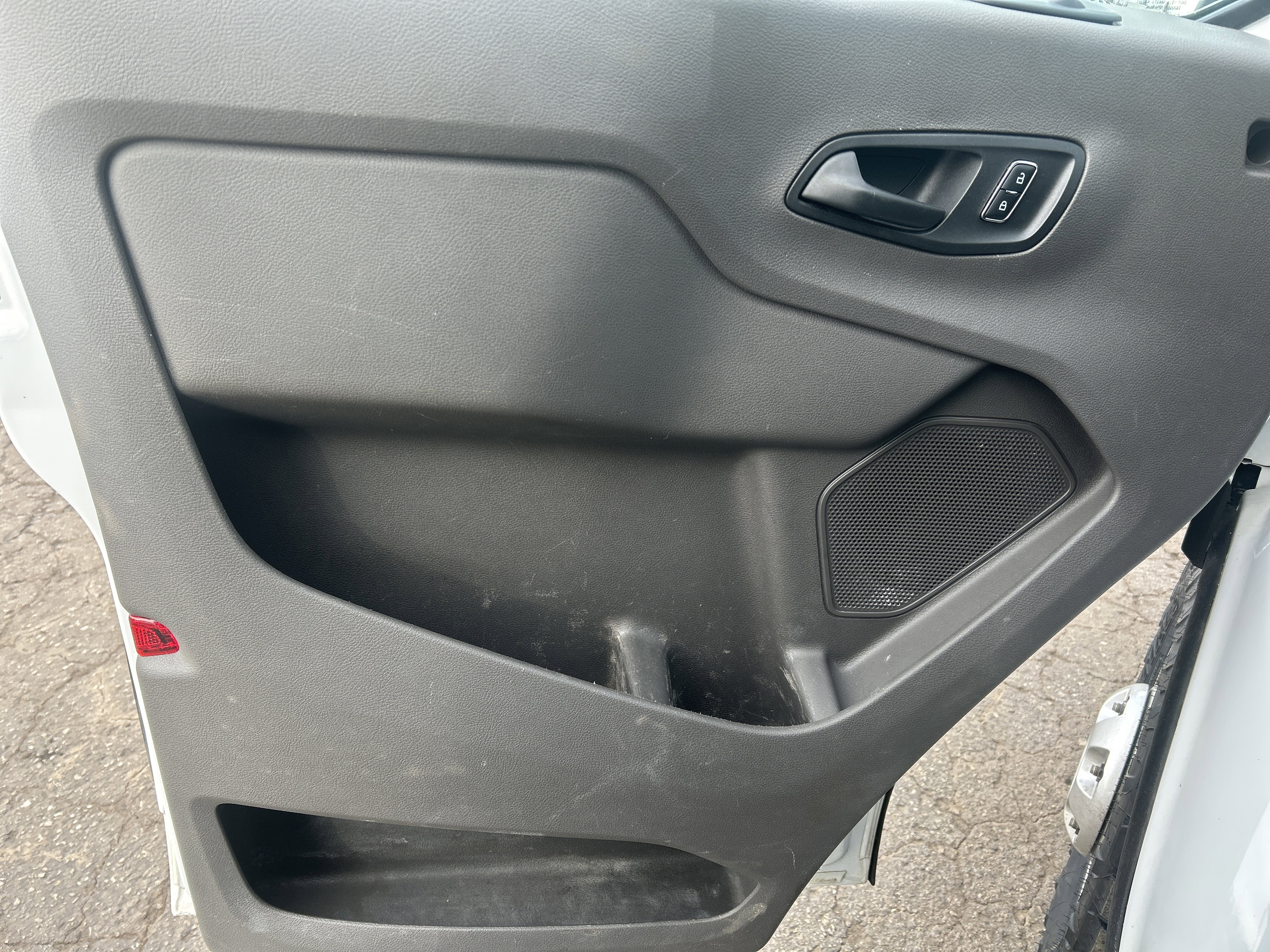 Certified 2024 Ford Transit 250 Low Roof AWD w/ Exterior Upgrade Package image 13