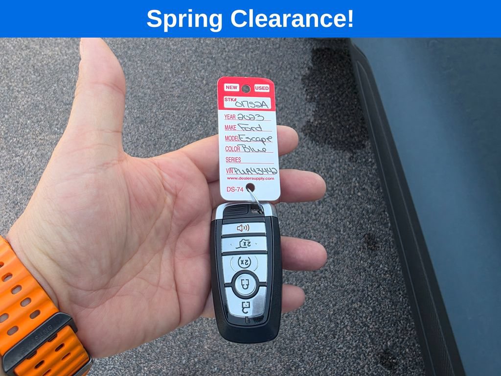 Certified 2023 Ford Escape Active AWD/4WD image 17