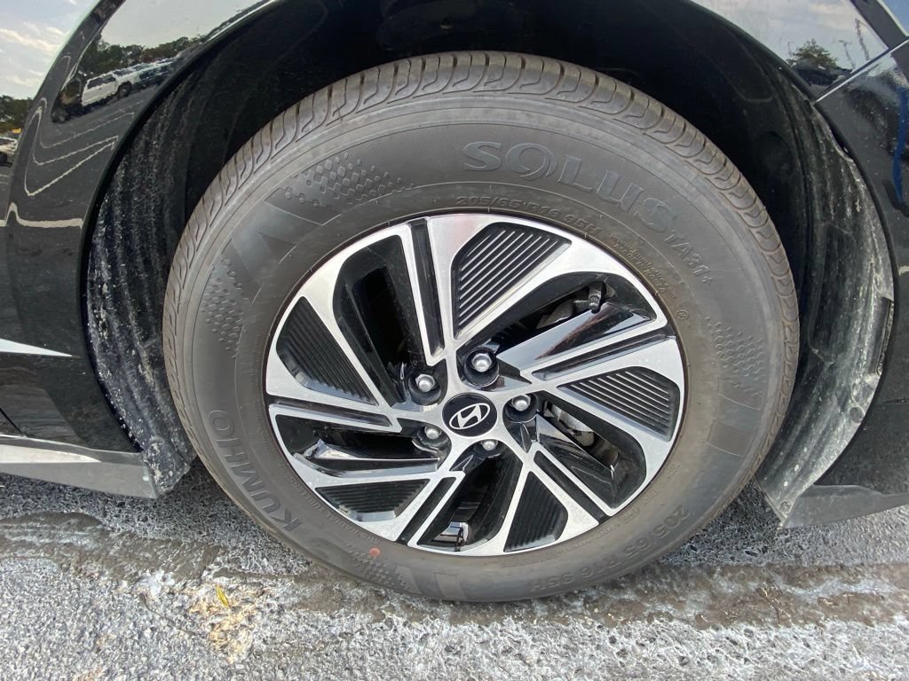 Used 2026 Hyundai Sonata Blue FWD image 9