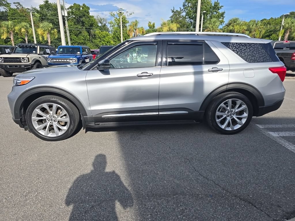 Certified 2022 Ford Explorer Platinum w/ Equipment Group 601A RWD image 5