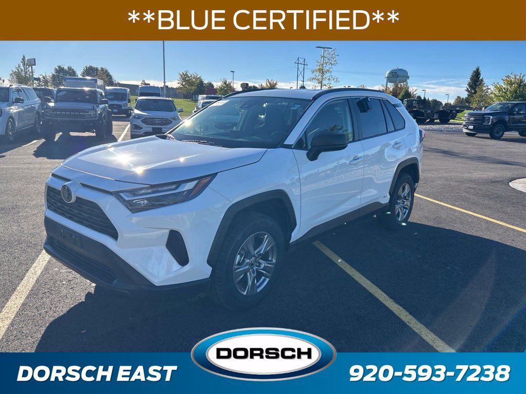 Used 2025 Toyota RAV4 LE AWD/4WD image 1