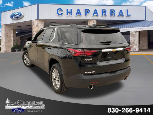 Used 2023 Chevrolet Traverse LT FWD image 24