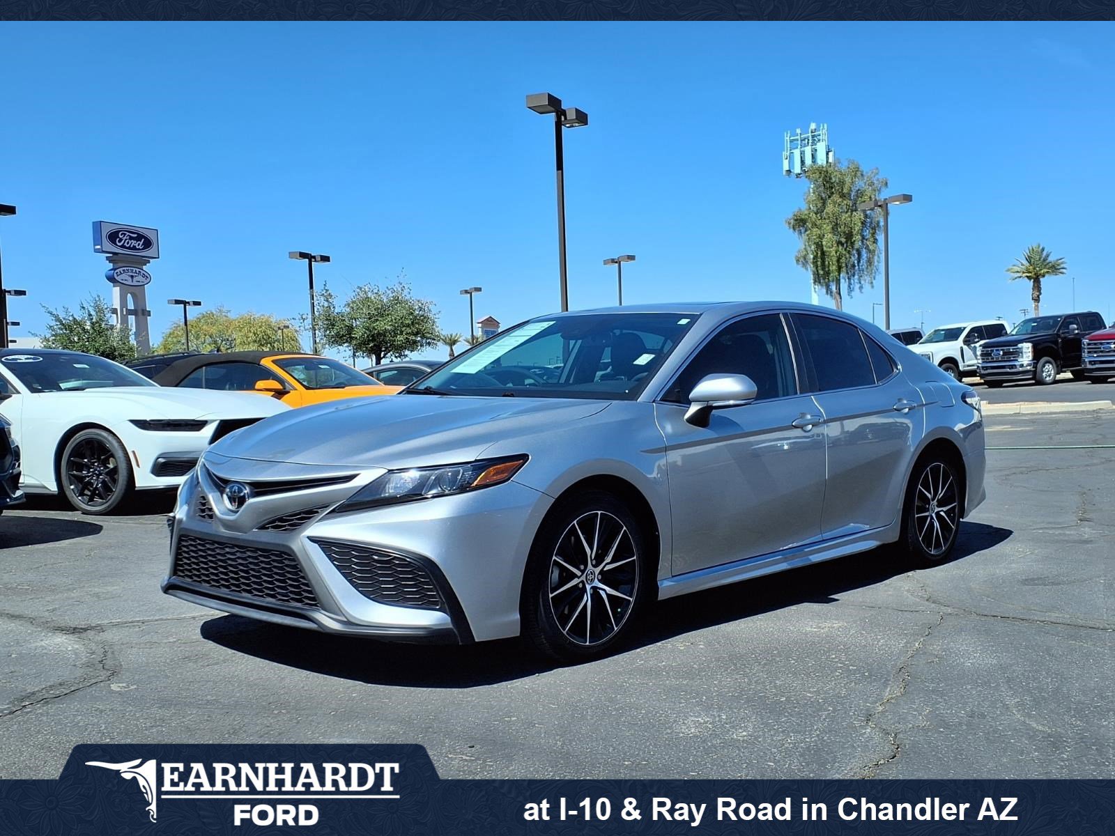 Used 2022 Toyota Camry SE w/ Convenience Package