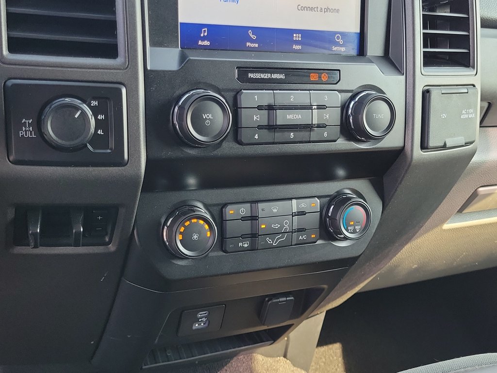 Certified 2020 Ford F250 XL w/ STX Appearance Package AWD/4WD image 28