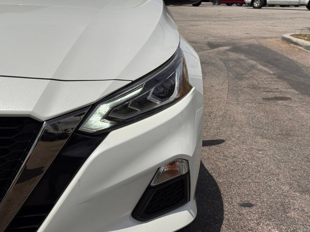 Used 2019 Nissan Altima 2.5 SR w/ SR Premium Package FWD image 8