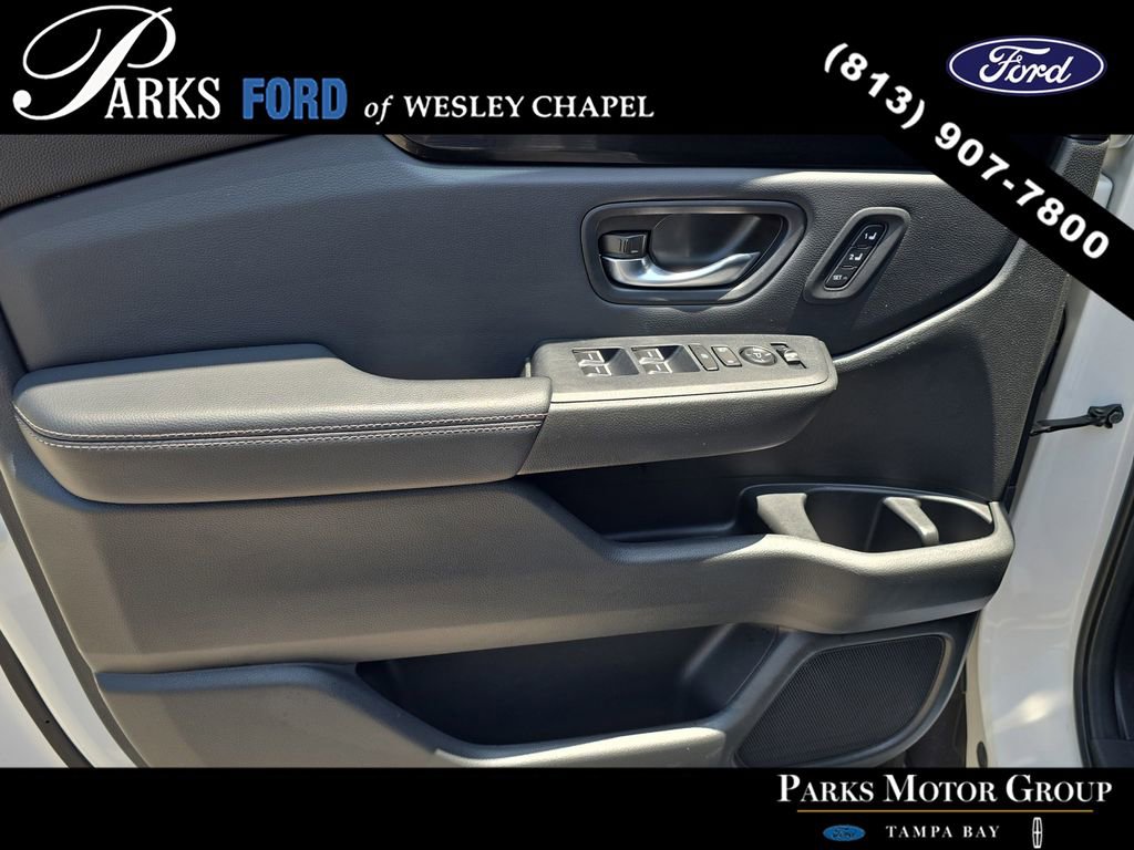 Used 2023 Honda Pilot Touring image 16