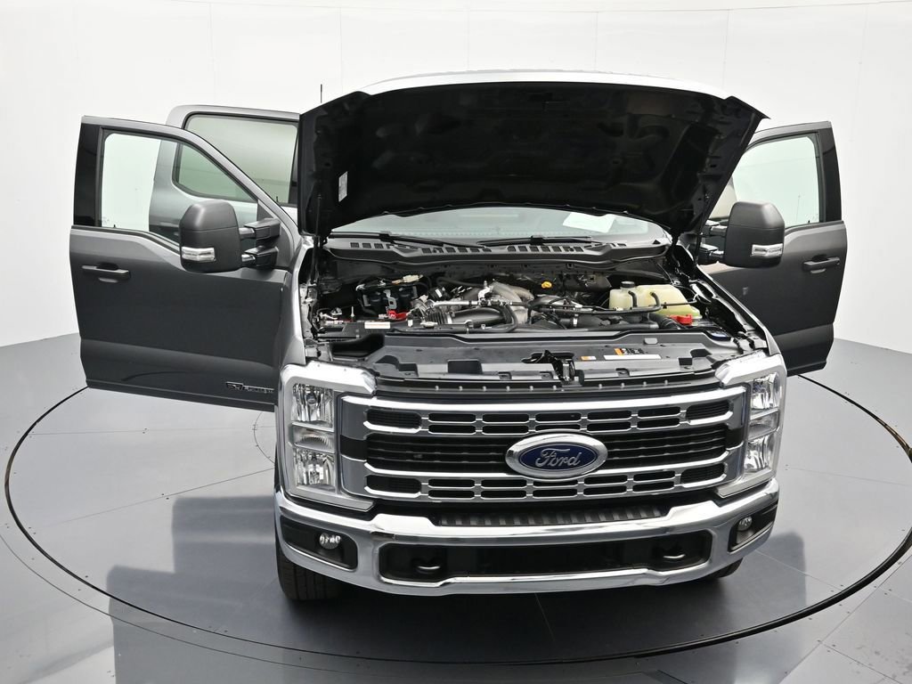 Certified 2025 Ford F250 XLT image 44